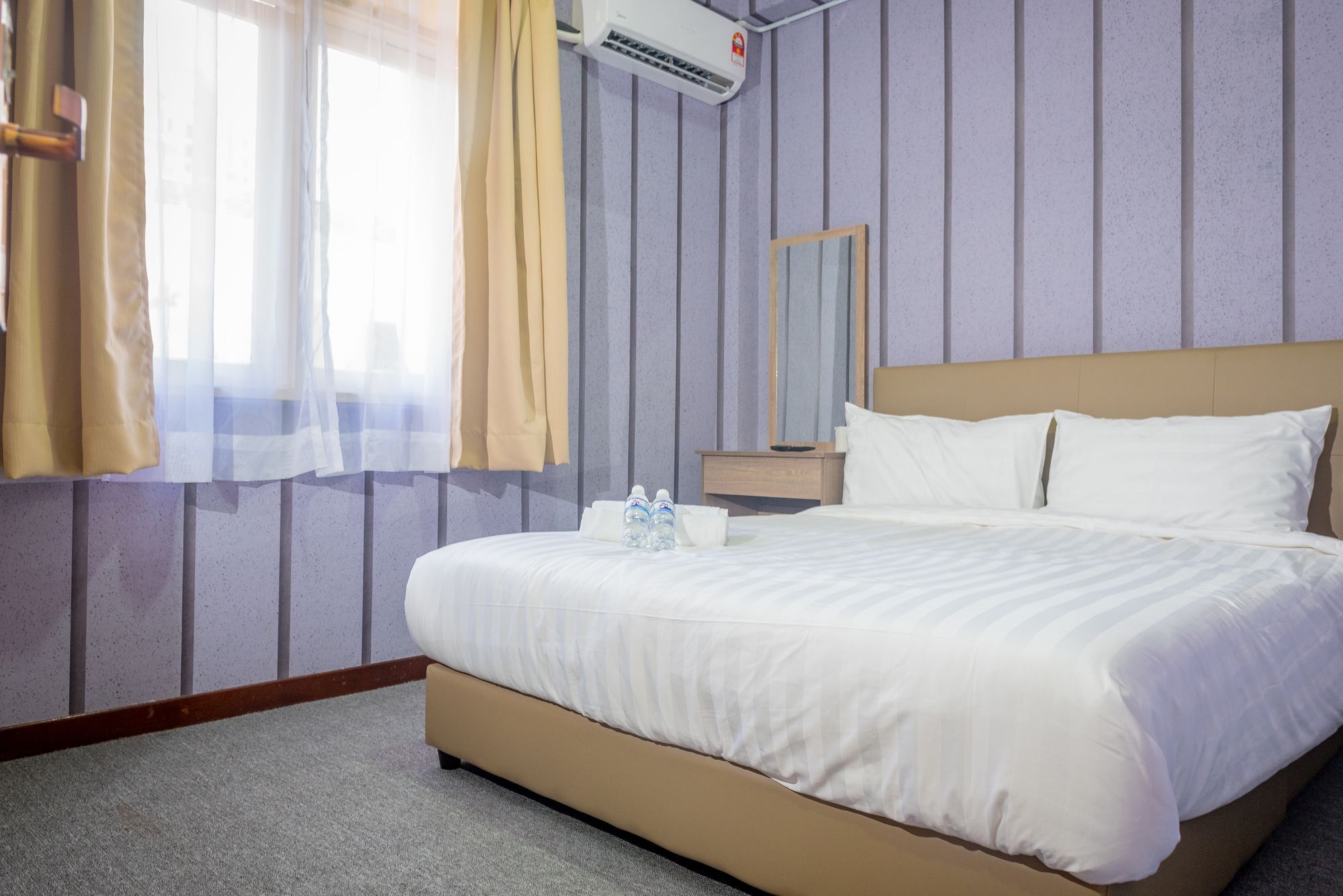 Hotel Spot On 89645 Ong'S Court George Town Exterior foto
