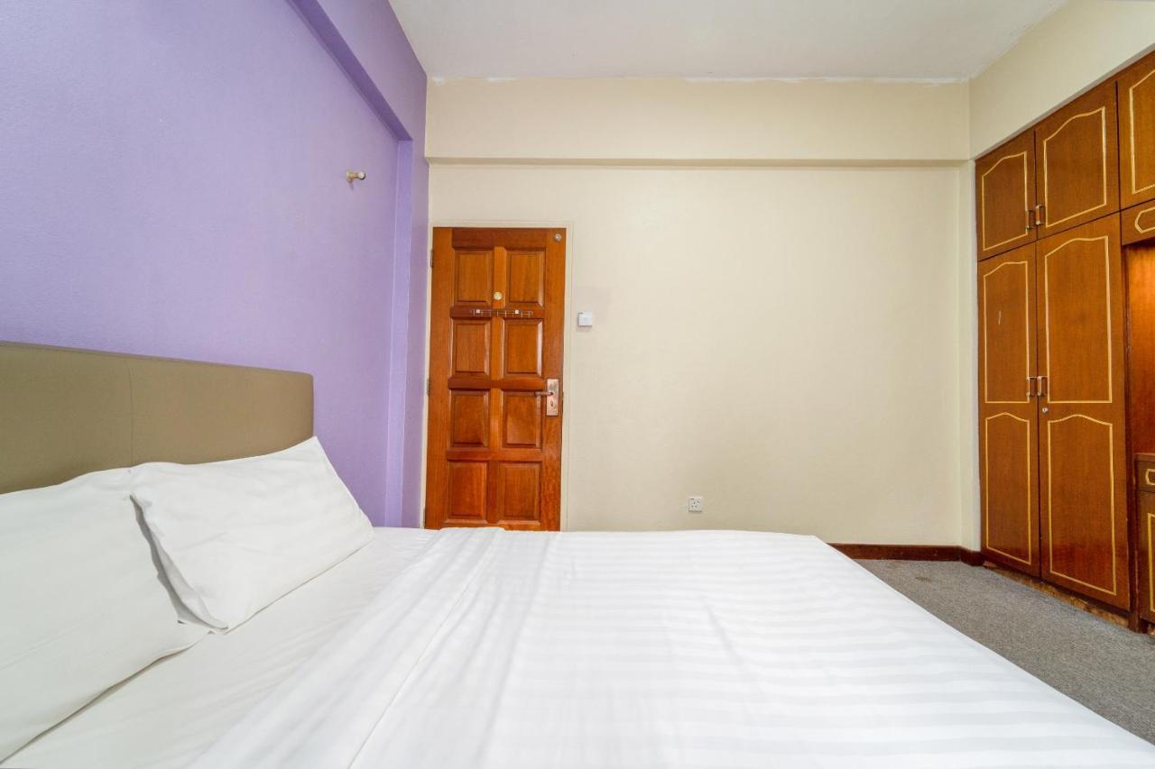 Hotel Spot On 89645 Ong'S Court George Town Exterior foto