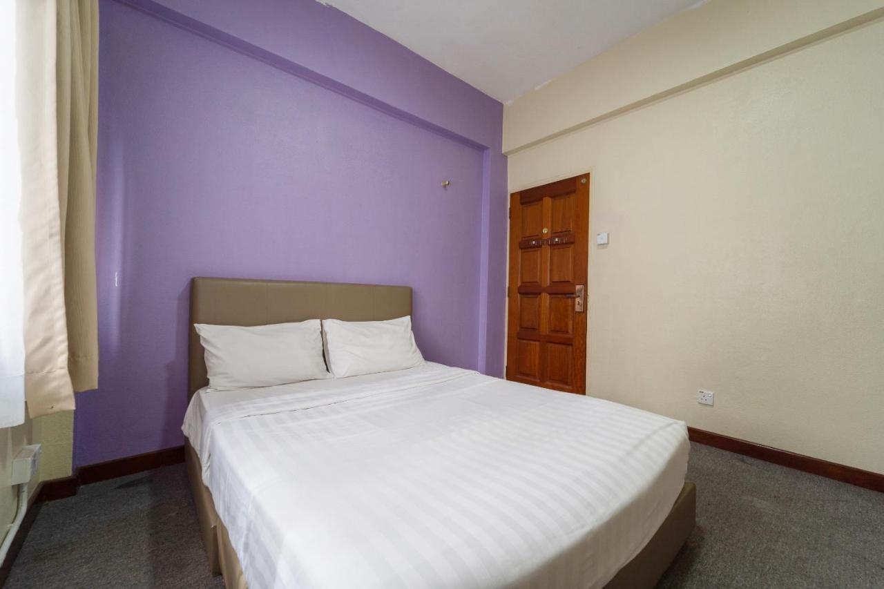 Hotel Spot On 89645 Ong'S Court George Town Exterior foto