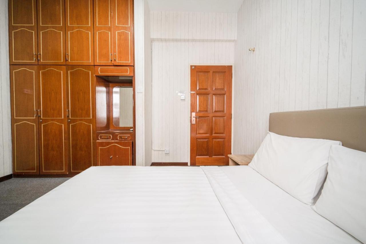 Hotel Spot On 89645 Ong'S Court George Town Exterior foto