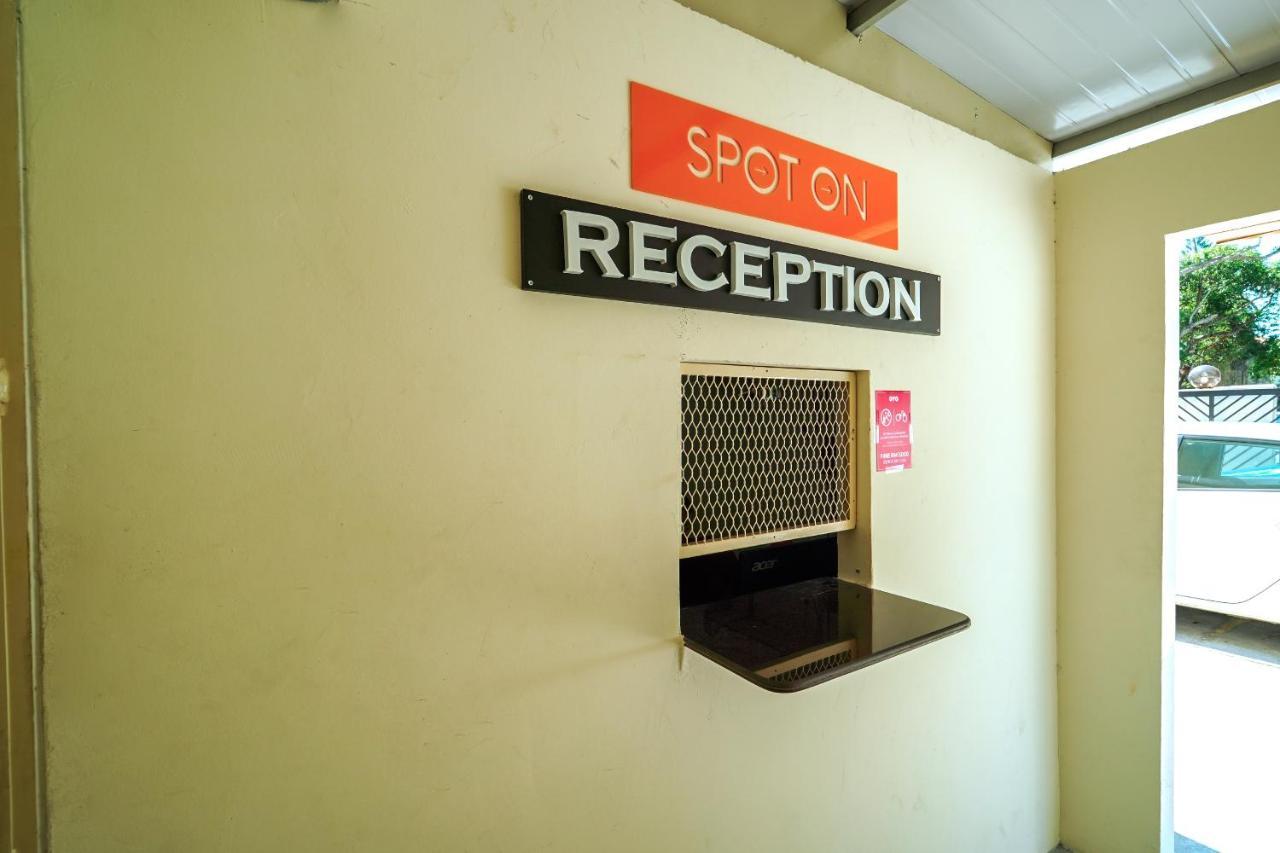 Hotel Spot On 89645 Ong'S Court George Town Exterior foto