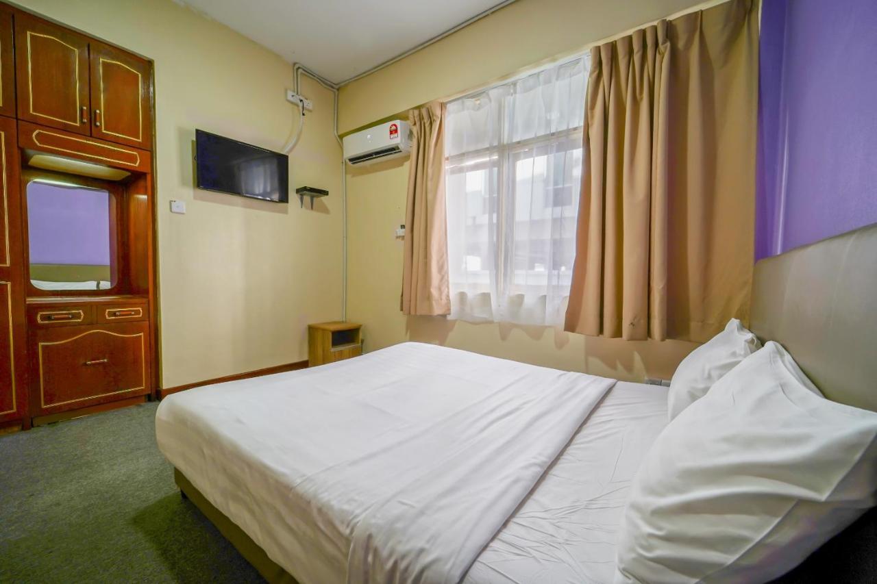 Hotel Spot On 89645 Ong'S Court George Town Exterior foto